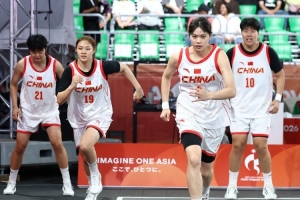 16分17板！中国女篮对决日本，数据全面落后