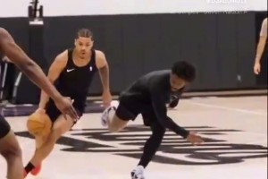 状态看起来不错！萨博尼斯休赛期训练合集