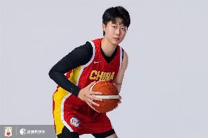 三分荒！中国女篮13中0，宫鲁鸣质疑食材与培养方式