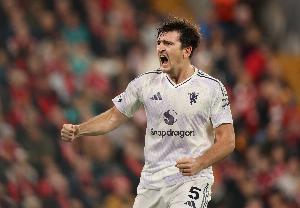 狂飙！马奎尔再现神勇，曼联力克强敌捍卫主场荣耀