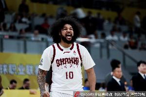 攻防转换显神通！尼克斯三策制胜北控弃签危机