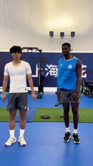 战报：申花发布“闪身步”教学视频