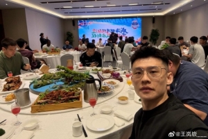 战报：王岚嵚签约山东男篮