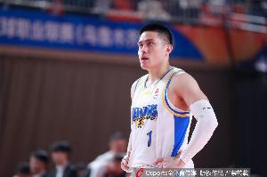 全网热议！陈盈骏回归北京男篮，球迷沸腾：顶薪续约太值了！
