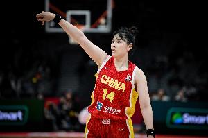 7尺3巨兽缺席！中国女篮身高三项纪录，数据全面领跑